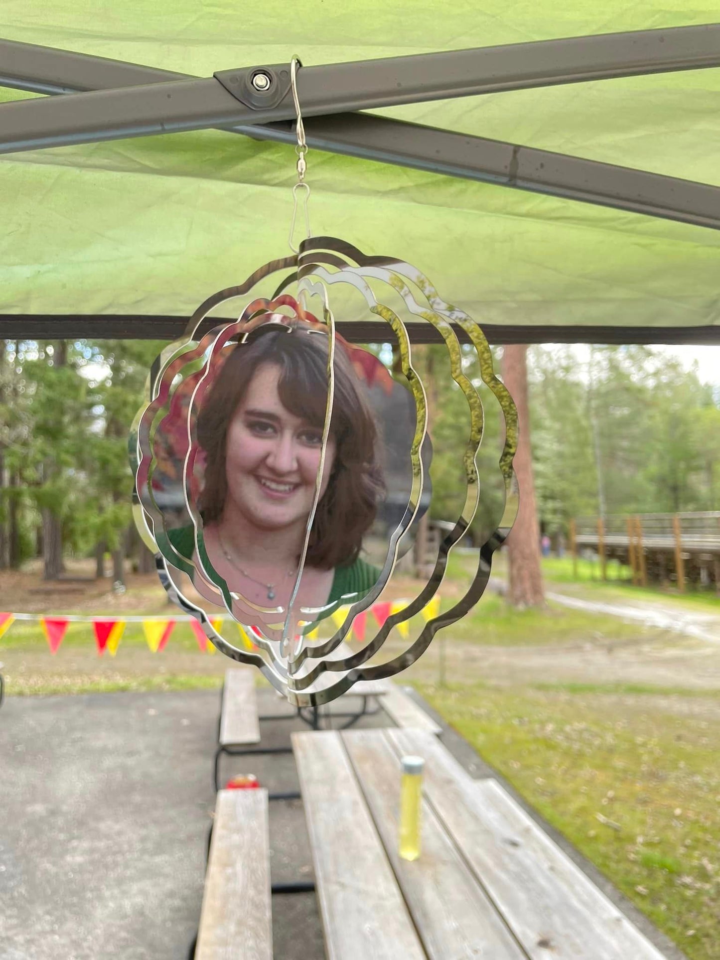Photo spinner