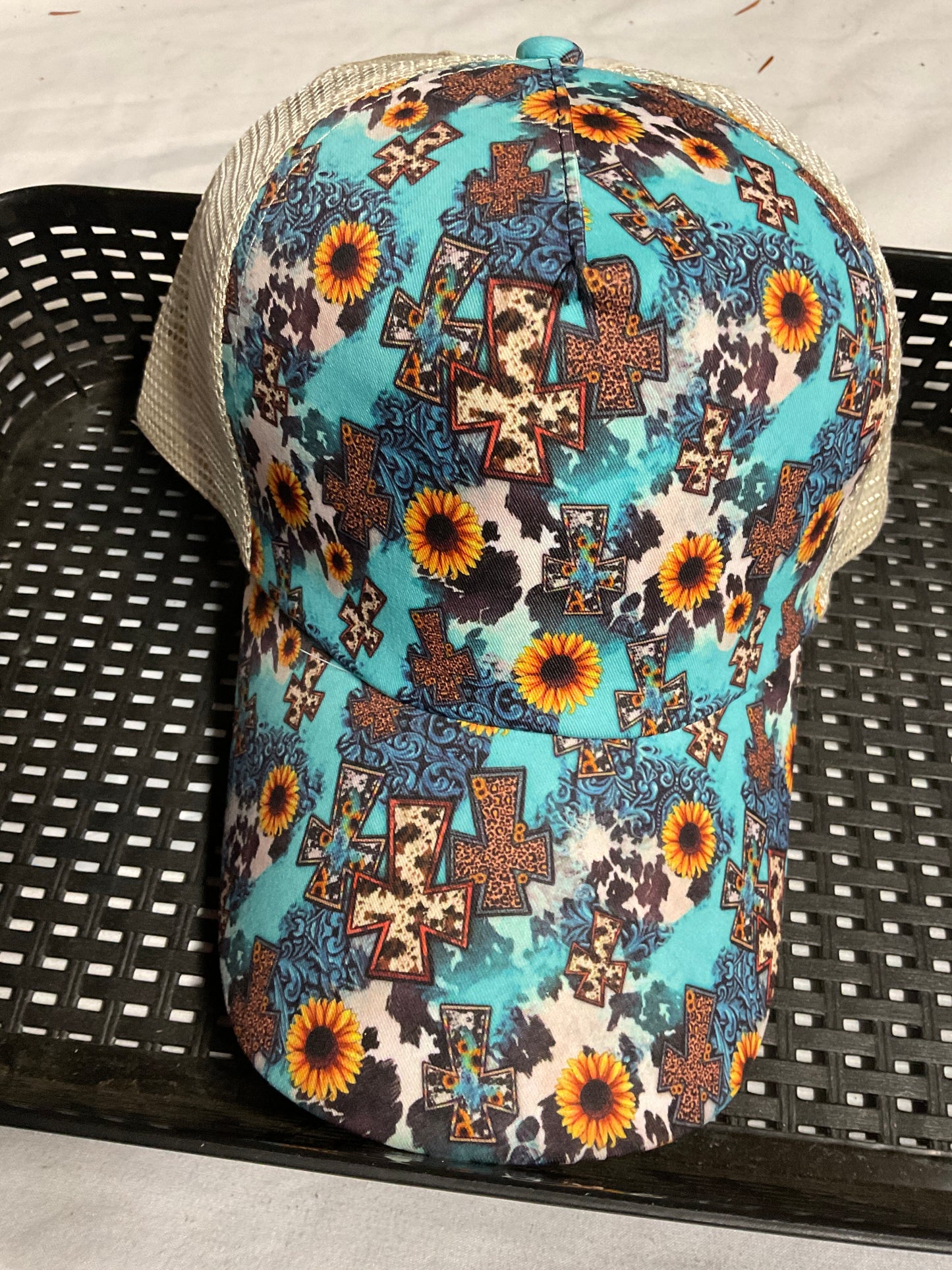 Cross sunflower hat