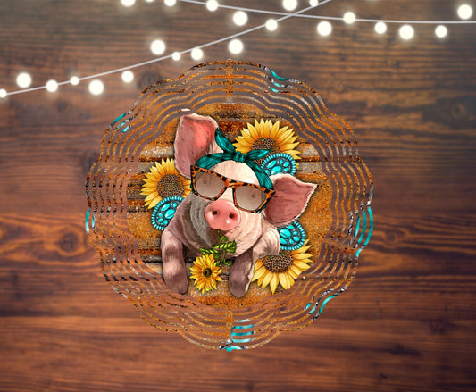 Pig with sunflower windspinner